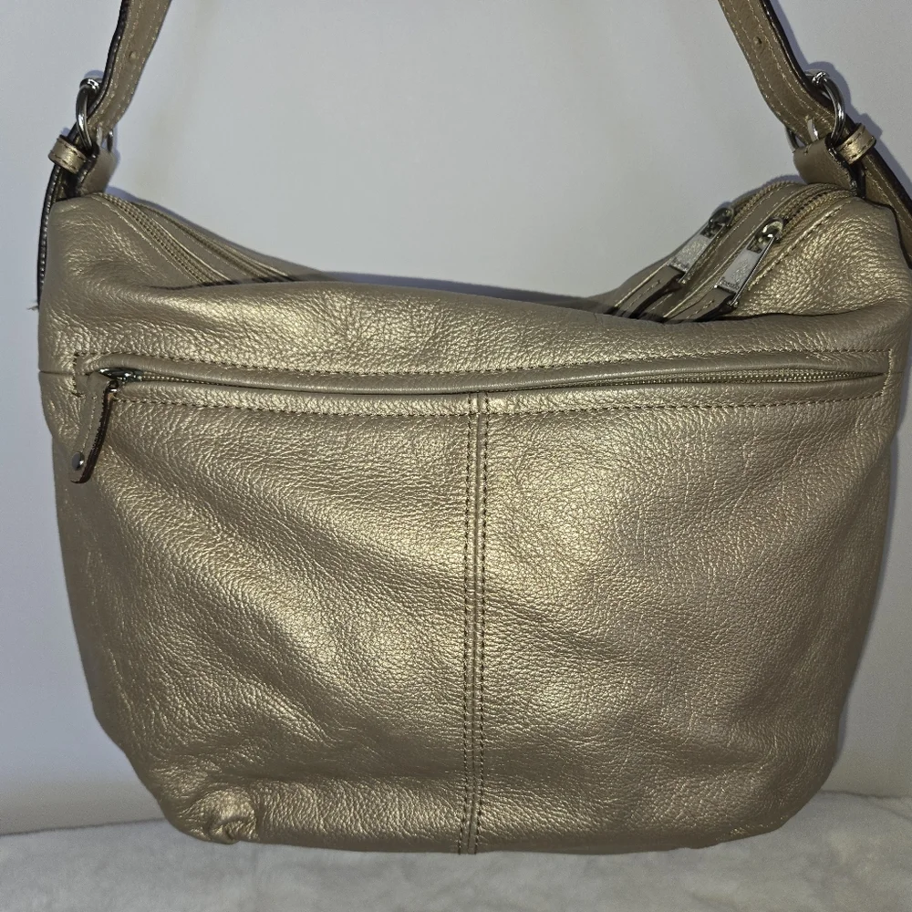 Tignanello Gold Leather Shoulder Bag in EUC